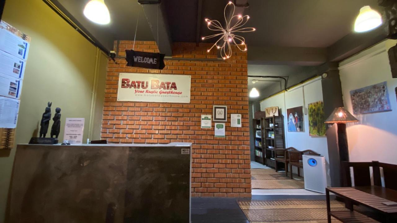Batu Bata Guesthouse Kuching Dış mekan fotoğraf
